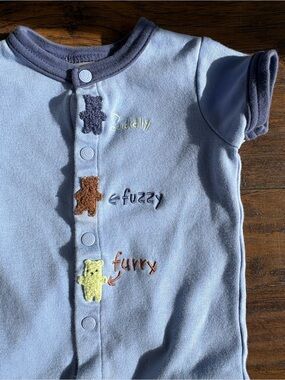 Classic Carter’s Bear Bodysuit 3-6 Months